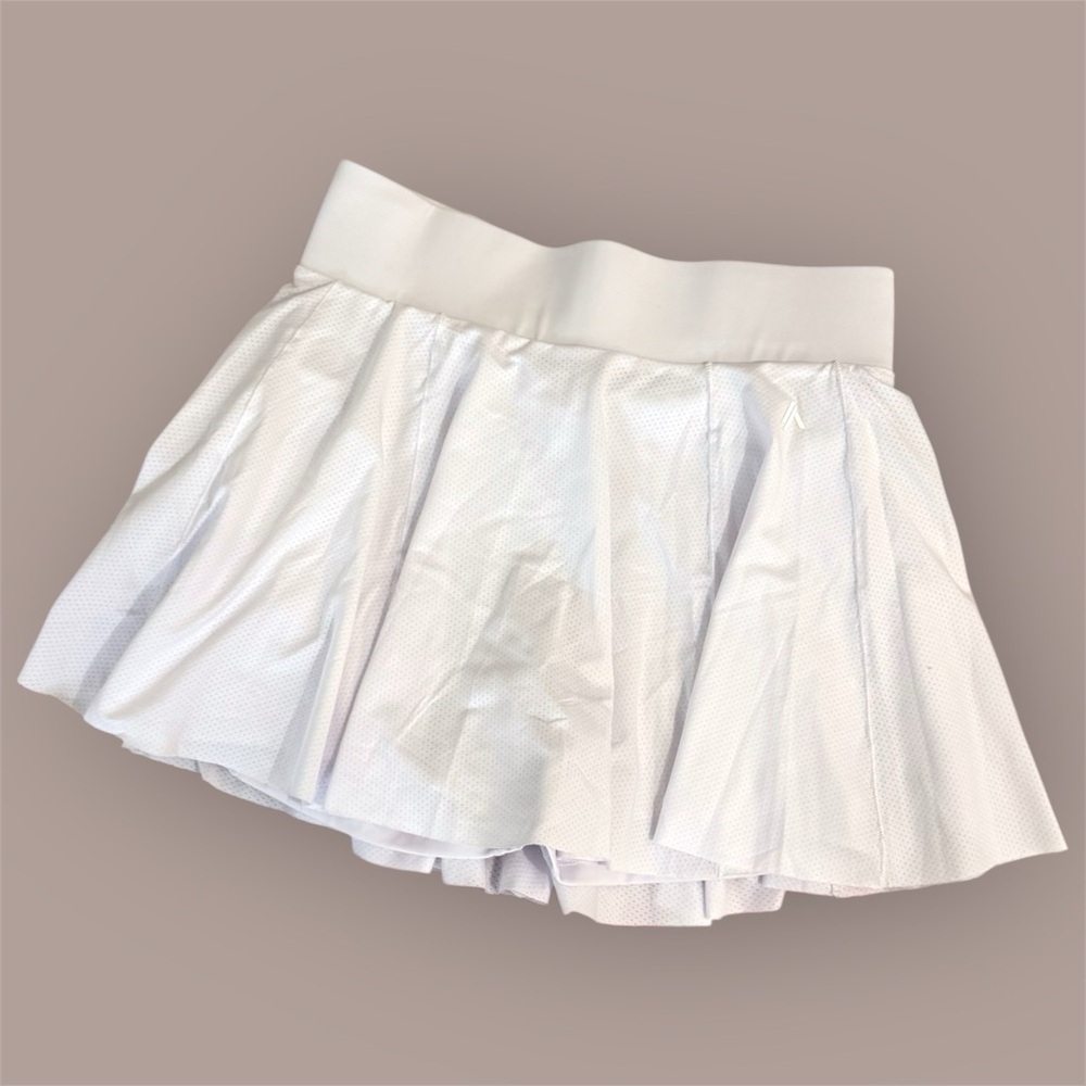 Alphalete White Varsity Skirt | Built-In Shorts | Small | NWT